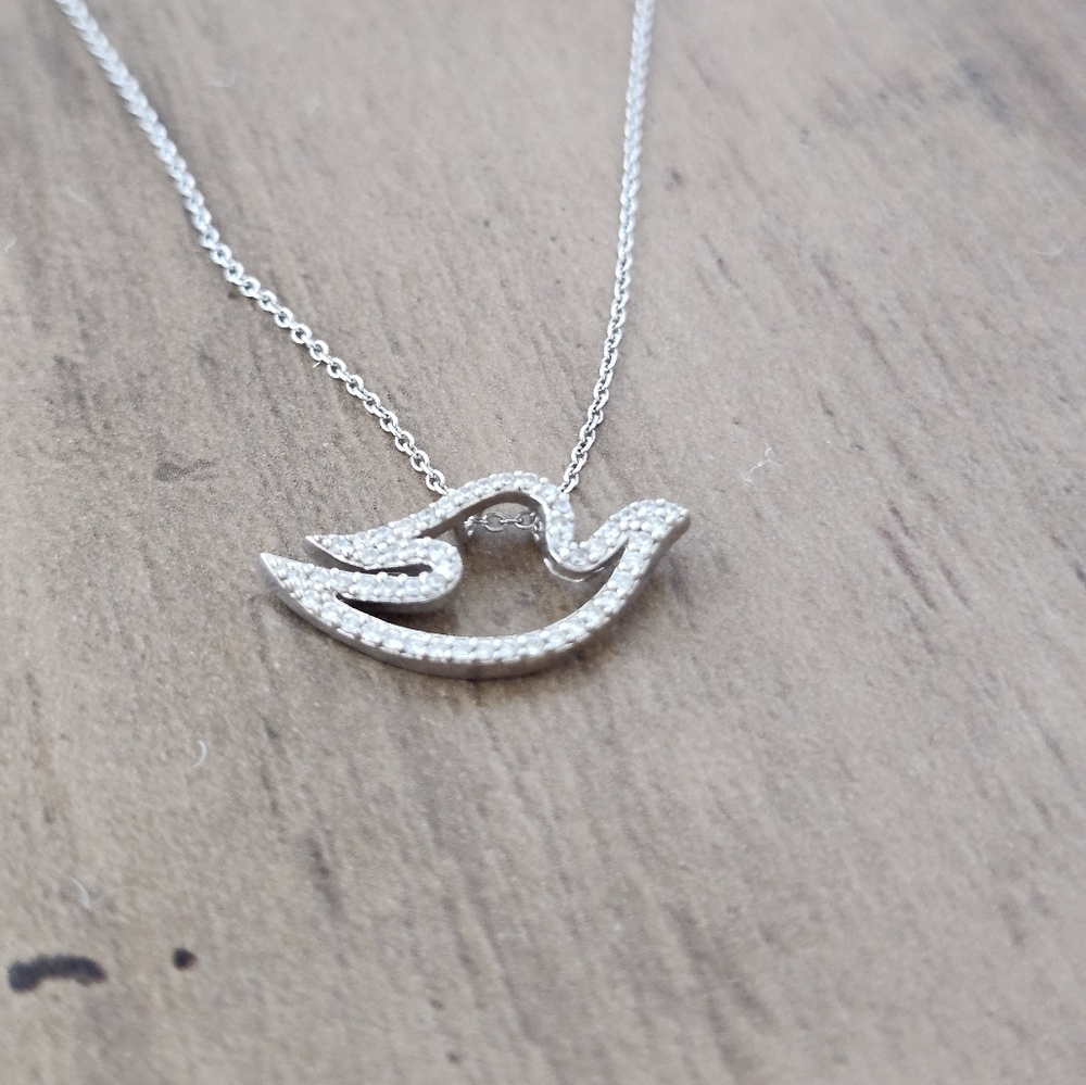 Silver jewelry necklace